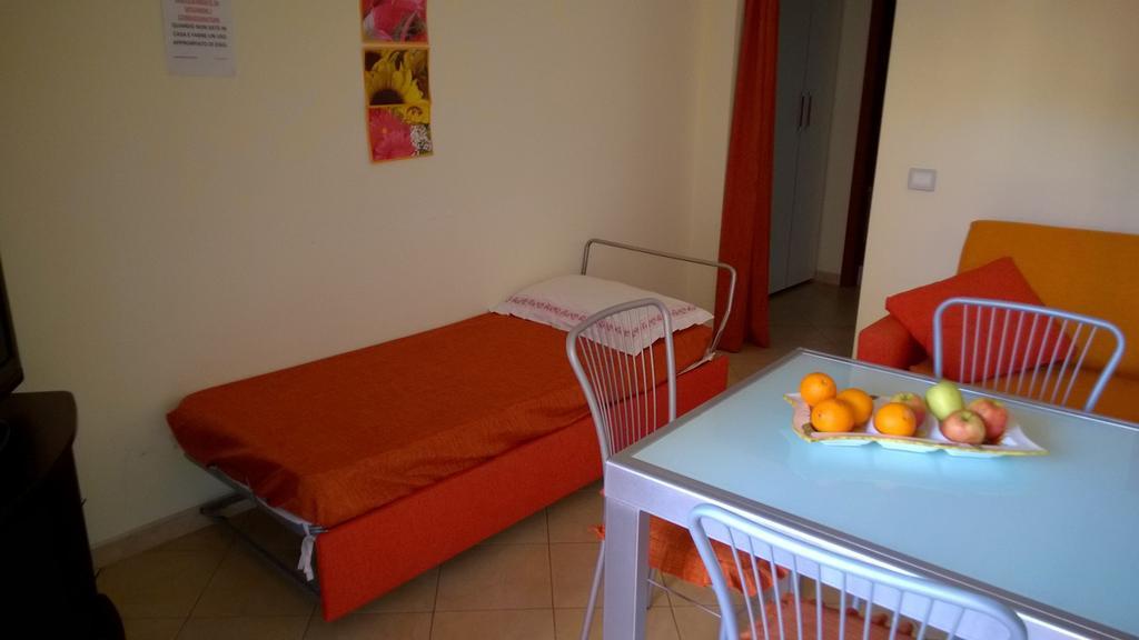 Appartamenti Vacanze Mareemare Capo dʼOrlando エクステリア 写真