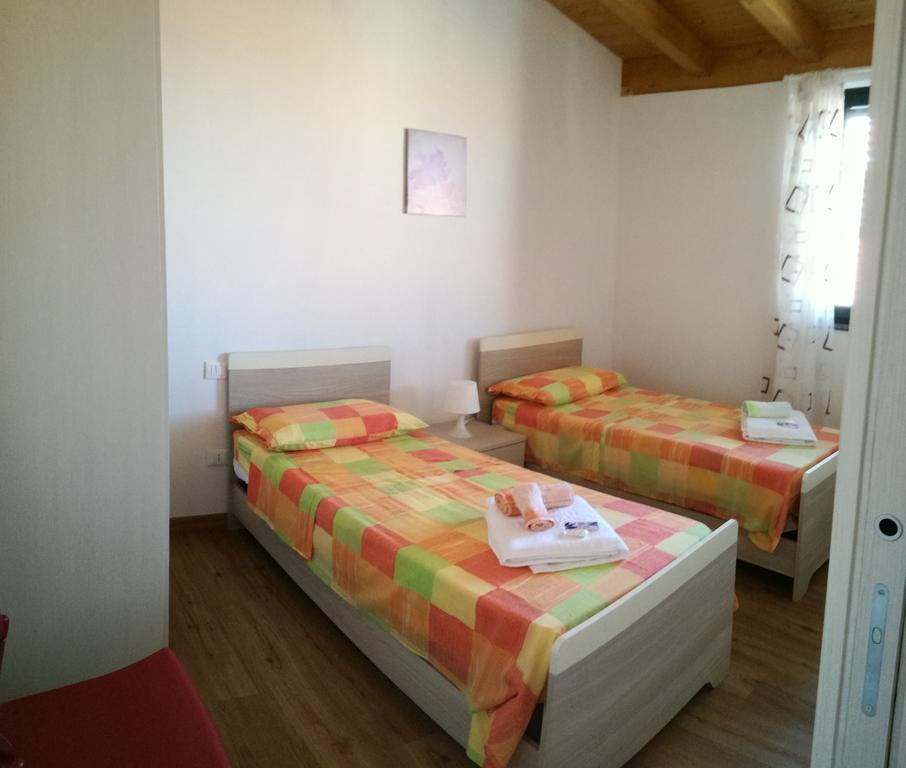 Appartamenti Vacanze Mareemare Capo dʼOrlando エクステリア 写真