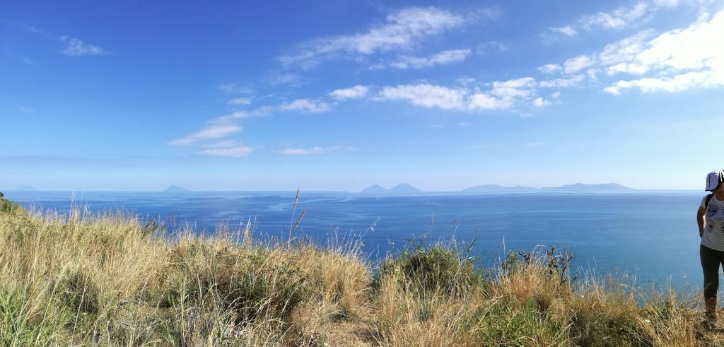 Appartamenti Vacanze Mareemare Capo dʼOrlando エクステリア 写真