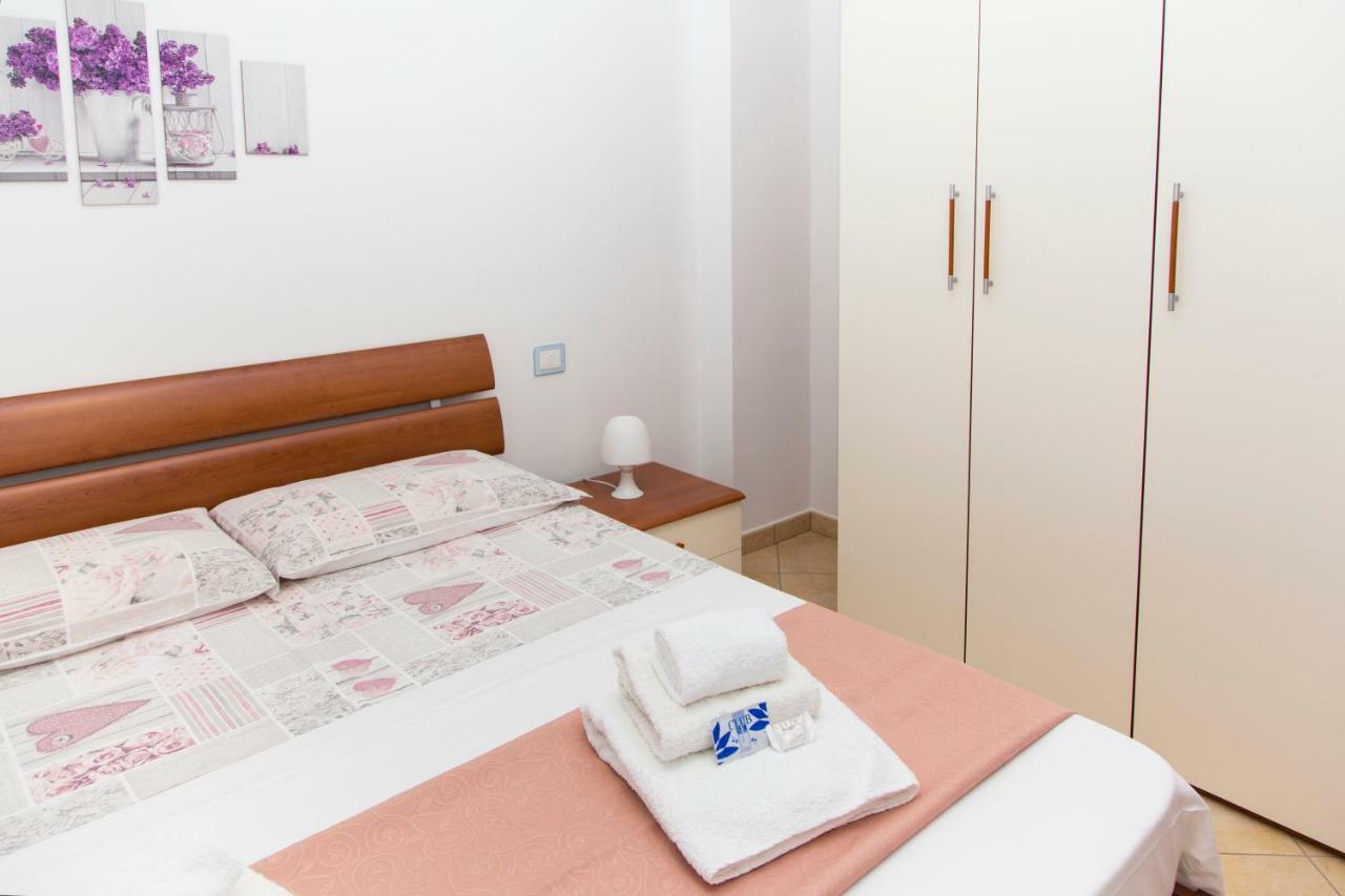 Appartamenti Vacanze Mareemare Capo dʼOrlando エクステリア 写真