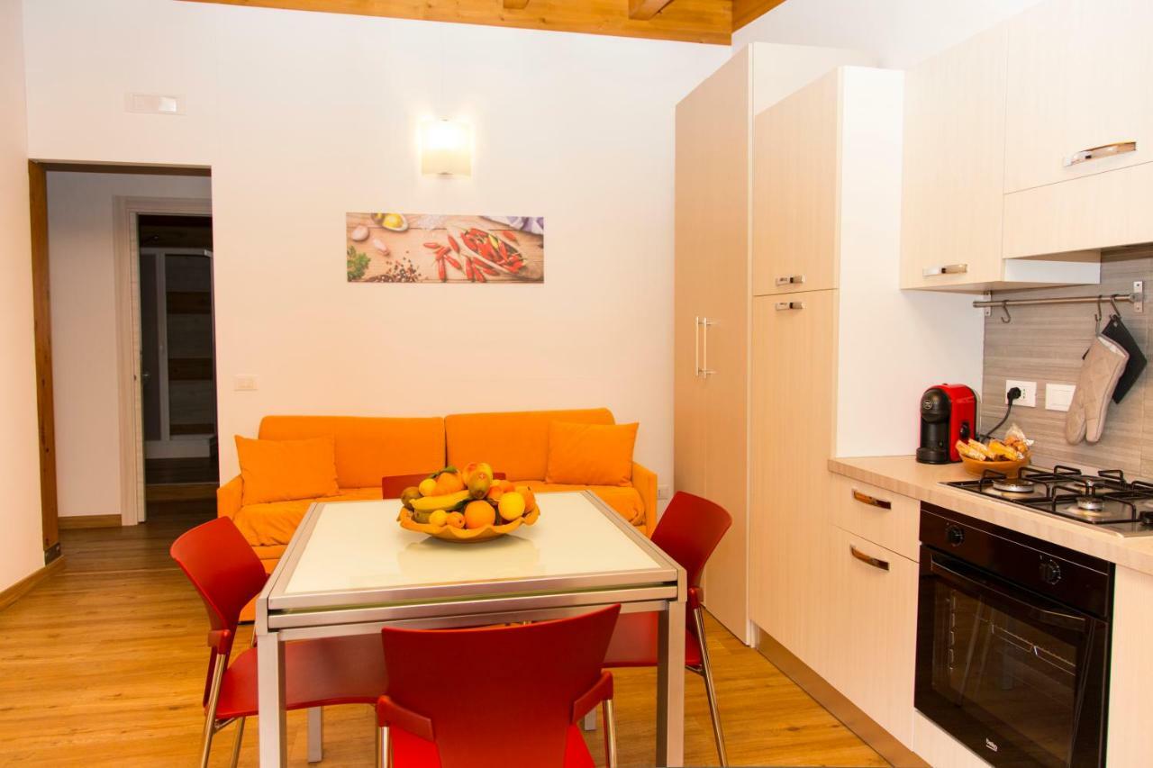 Appartamenti Vacanze Mareemare Capo dʼOrlando エクステリア 写真