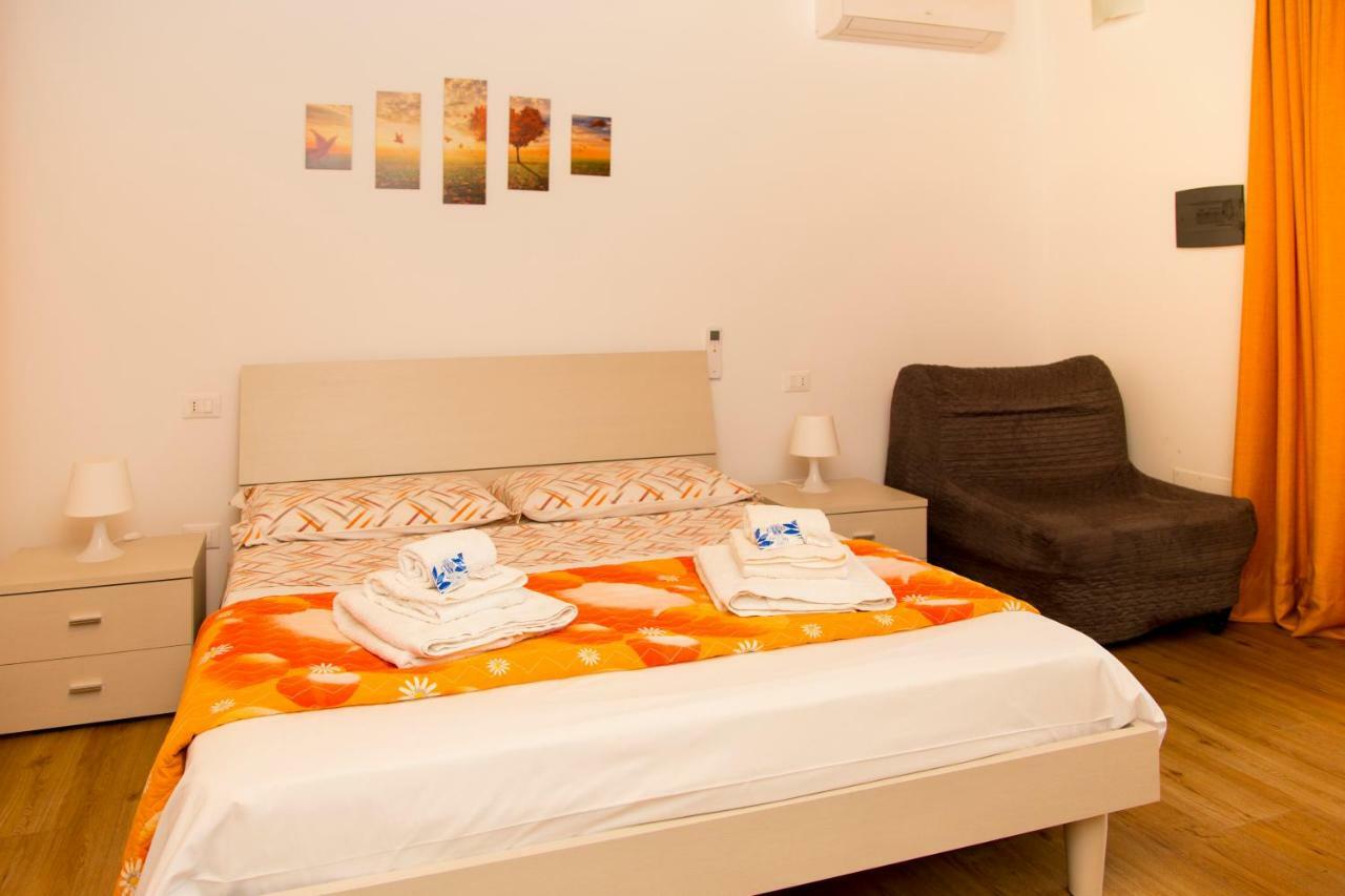 Appartamenti Vacanze Mareemare Capo dʼOrlando エクステリア 写真